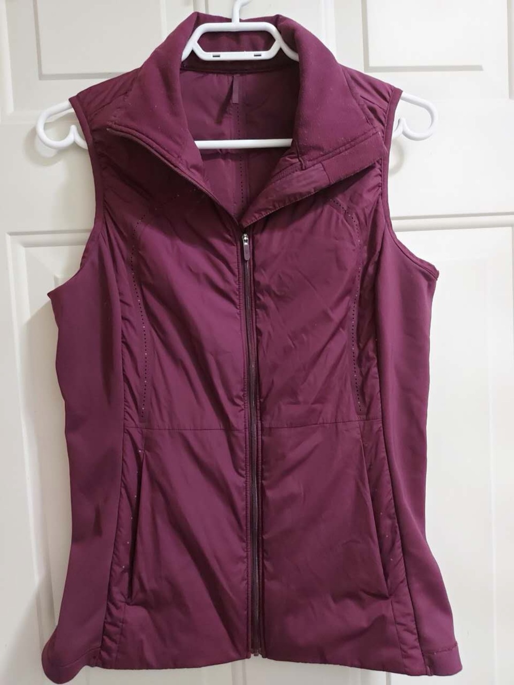 Lululemon purple vest
